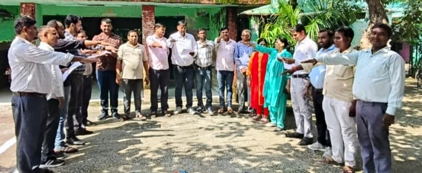 नशामुक्ति की शपथ, युवाओं से जुड़ने की अपील