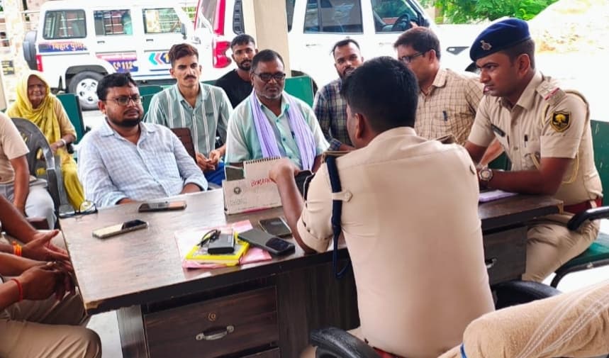 Madhubani News : जन्माष्टमी में डीजे व अश्लील गाना बजाने पर होगी कार्रवाई