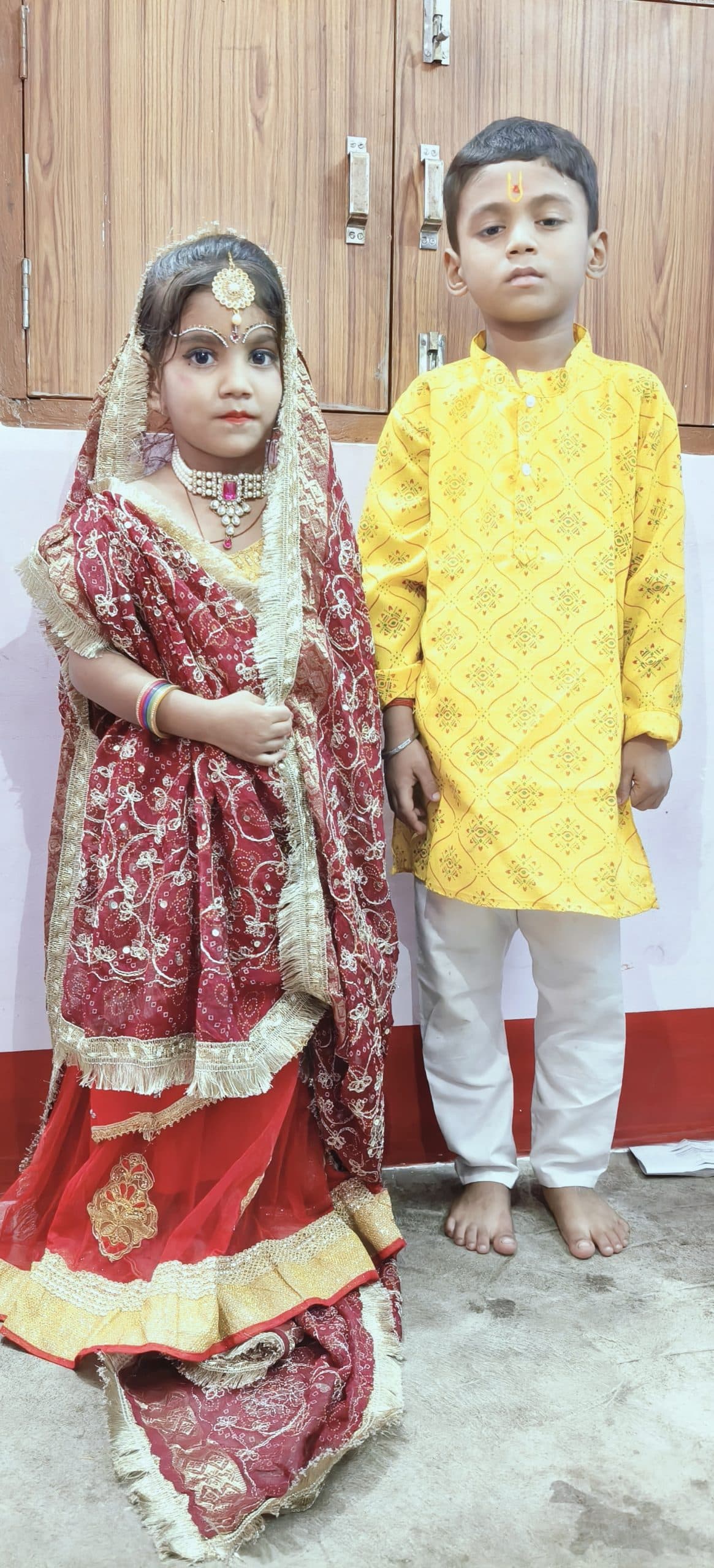 धूमधाम से मनाई गई श्रीकृष्ण जन्माष्टमी, जगह-जगह सजे भव्य पंडाल