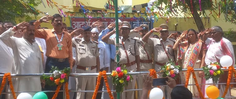बेलहर में धूमधाम से मना स्वतंत्रता दिवस