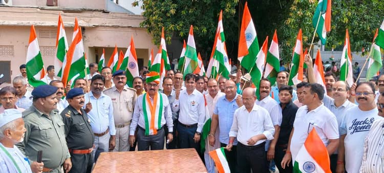 Bettiah : किसानों का परिवार बनेगी चीनी मिल, 10 हजार एकड़ खेतों में लहलहाएगी गन्ने की फसल