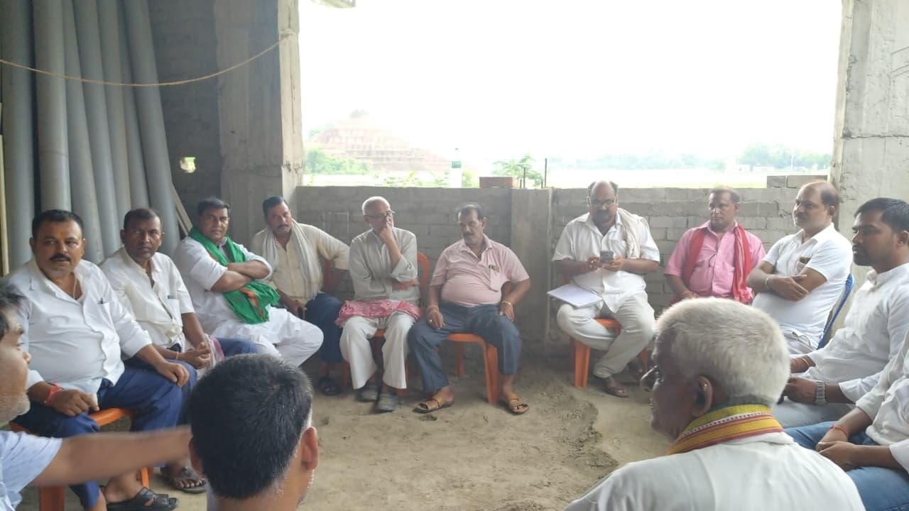 Motihari: राहुल गांधी और तेजस्वी यादव के आगमन को ले तैयारी बैठक