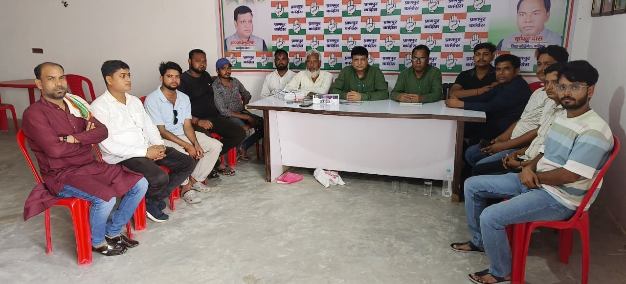 सालमारी में घर-घर अधिकार अभियान को लेकर बैठक आयोजित