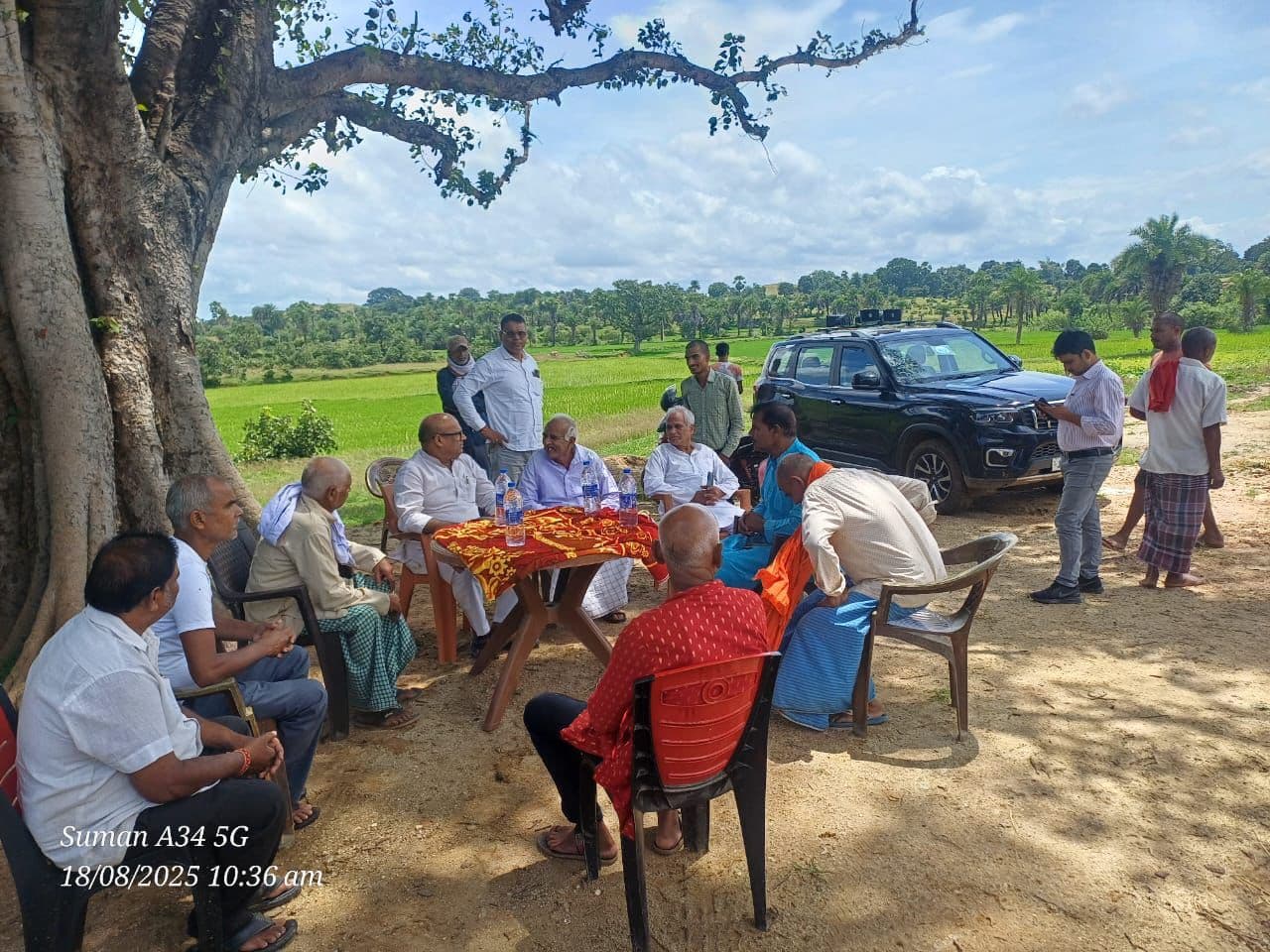 पूर्व एमएलसी ने मृतक के परिजनों को दी सांत्वना