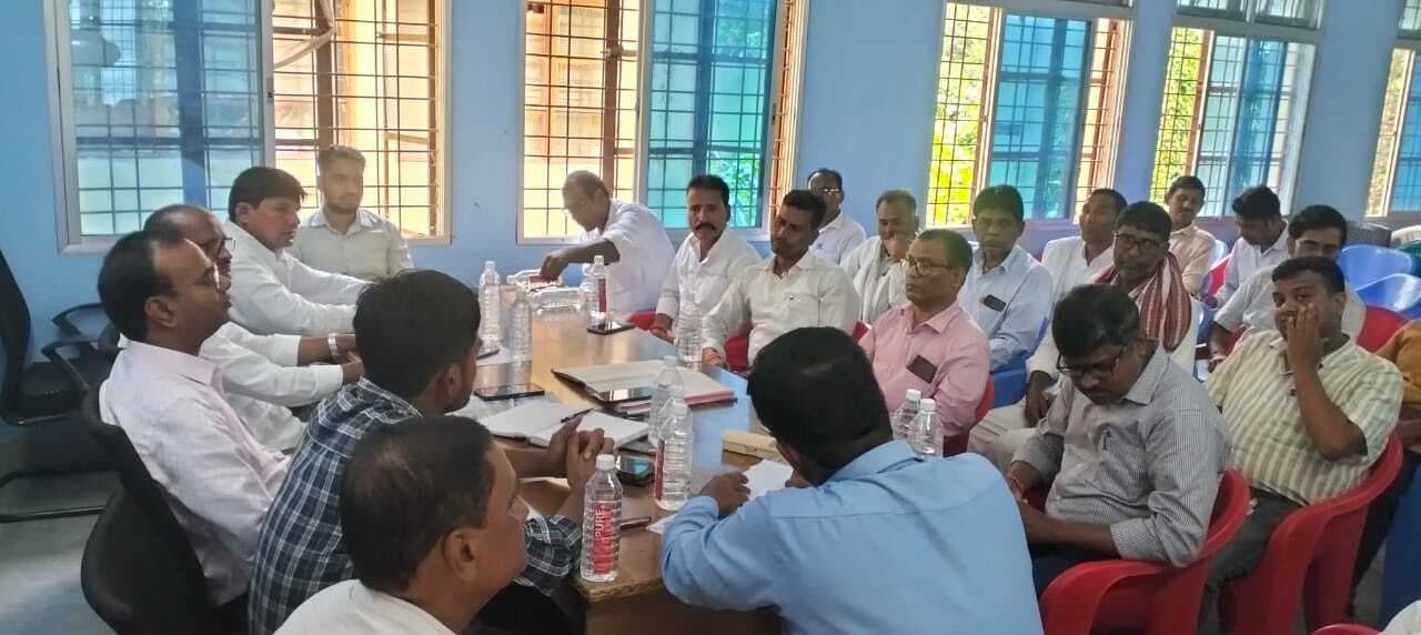 20 सूत्री की बैठक में जनवितरण, मनरेगा व आंगनबाड़ी में धांधली का उठा मुद्दा