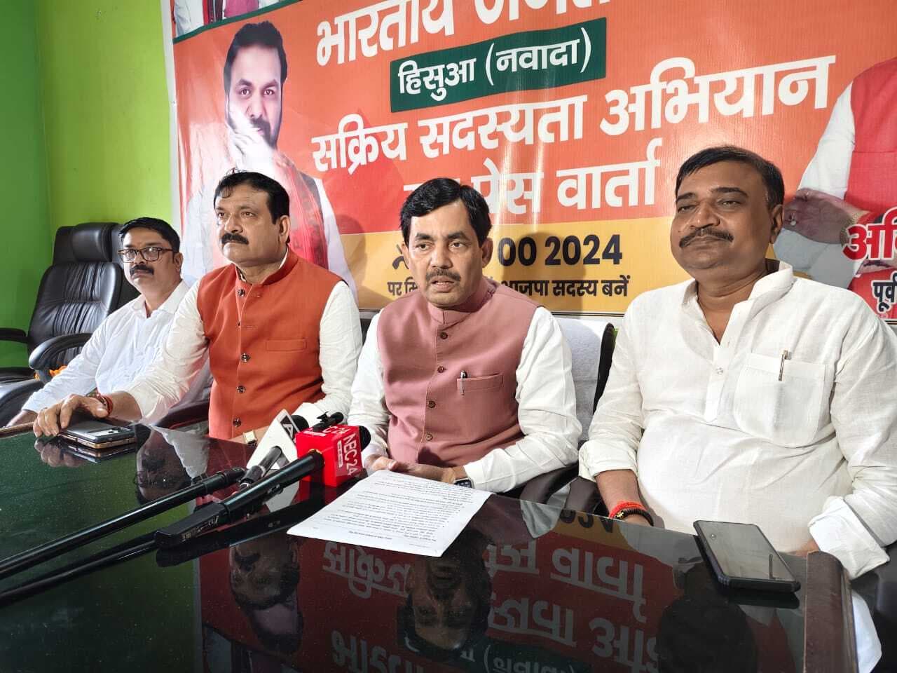 राहुल गांधी सत्ता अधिकार यात्रा में अनर्गल बयानबाजी कर रहे हैं-शाहनवाज हुसैन