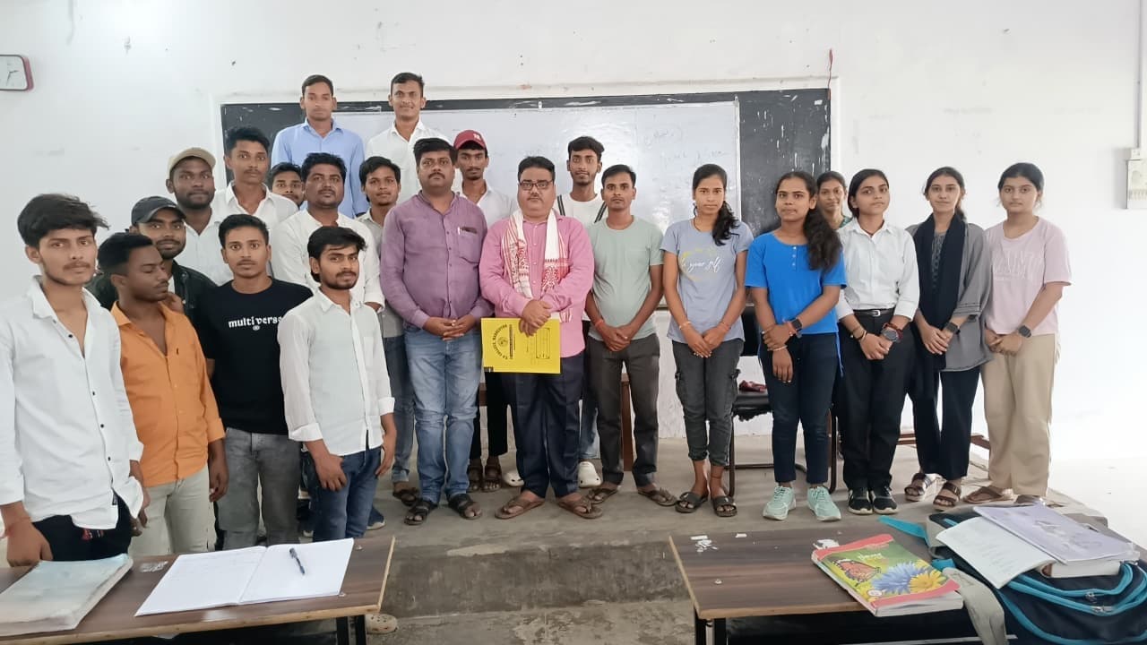 कक्षाओं में शत-प्रतिशत उपस्थिति सुनिश्चित कराने का निर्देश