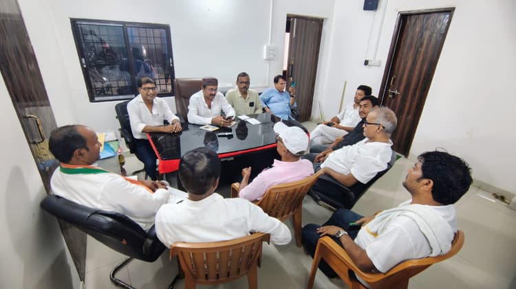 23 अगस्त को पहुंचेगी वोटर अधिकार यात्रा, तैयारियों पर महागठबंधन ने किया मंथन