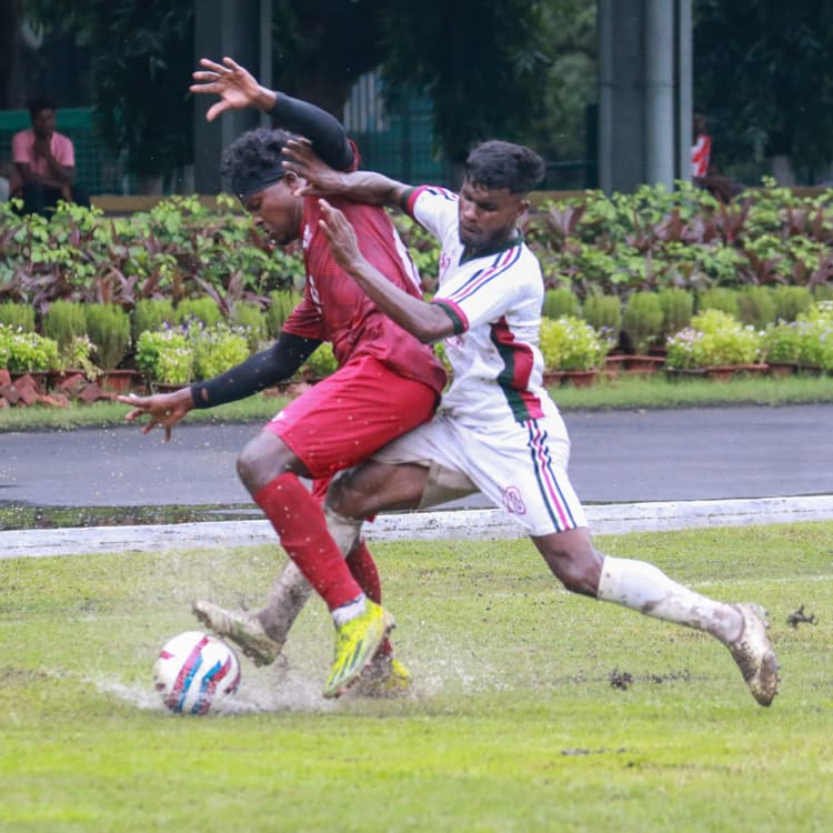 jsa premier division football league : रंजीत की हैट्रिक से टाटा मोटर्स की टीम जीती