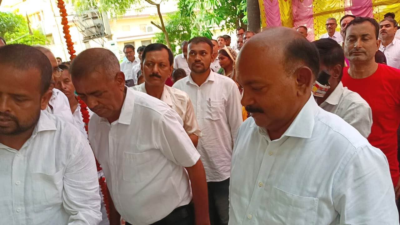 वरीय महिला अधिवक्ता आशा कुमारी की आदमकद प्रतिमा का हुआ अनावरण