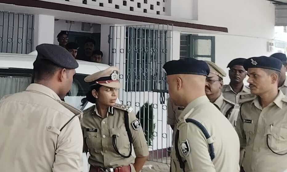 Samastipur News:वाहन चेकिंग व गश्ती महत्वपूर्ण टूल्स : डॉ स्वप्ना गौतम