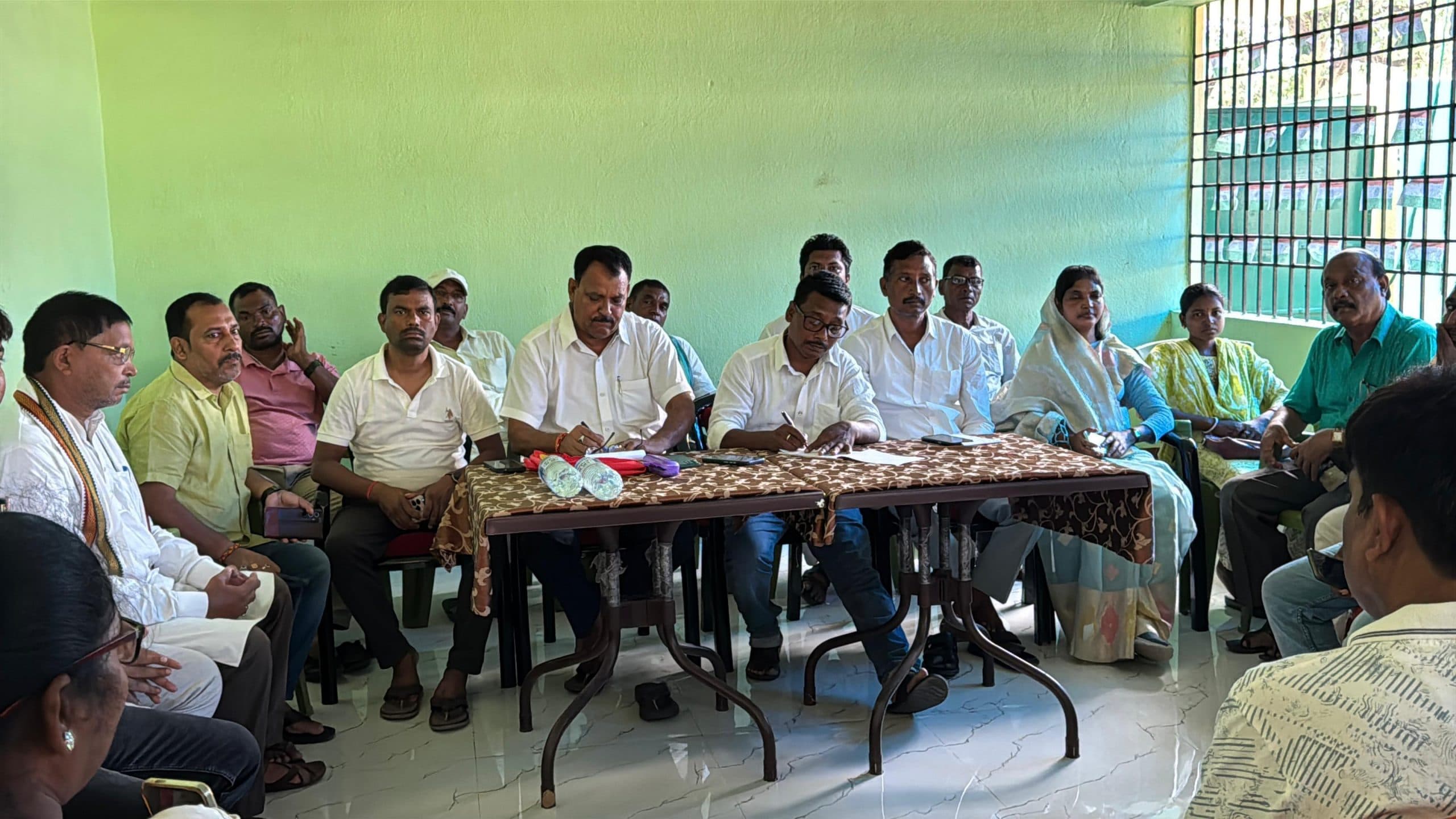 महीने में दो दिन प्रत्येक पंचायतों के झामुमो कार्यकर्ता ग्रामीणों संग बैठकर बनायें विकास की रूपरेखा