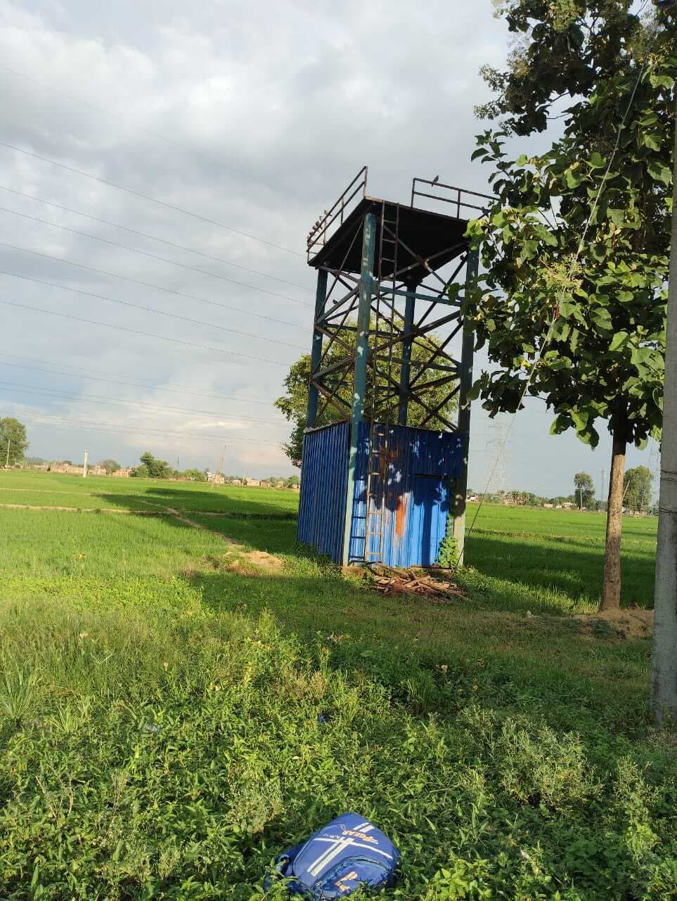 अधूरी पड़ी नल-जल योजना, पेयजल के लिए मोहताज ग्रामीण