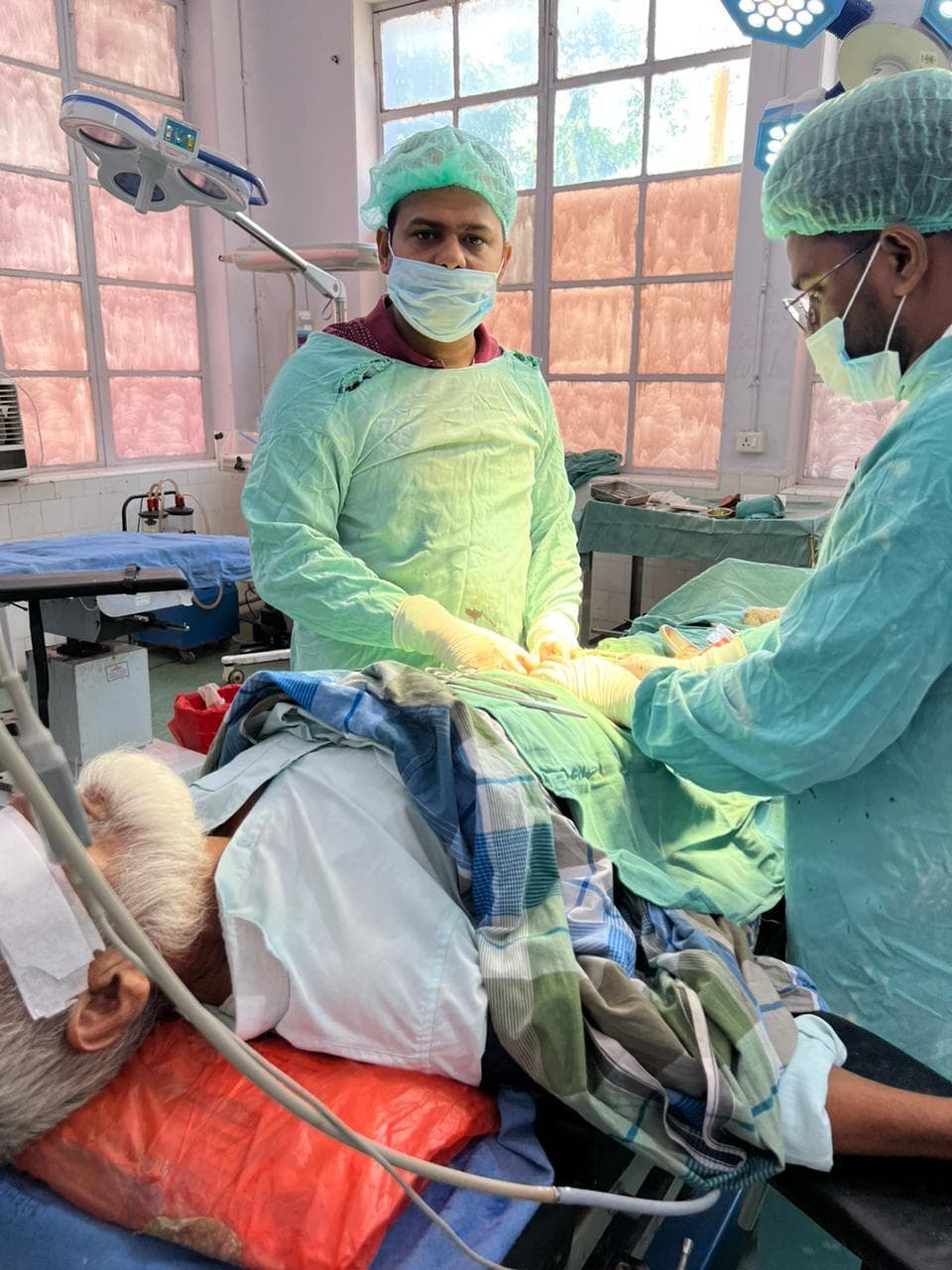 Madhubani News : सदर अस्पताल में सर्जरी की बेहतर सुविधा, मरीजों को रेफर से मिल रही निजात