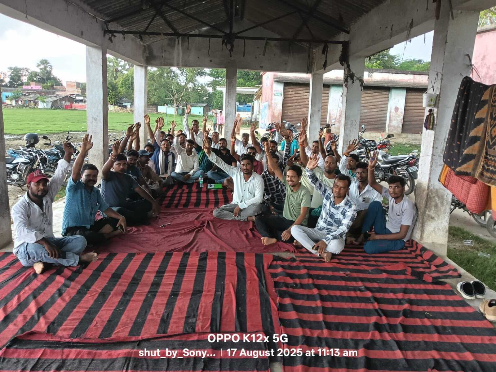 Madhubani News : मांगें पूरी नहीं होने पर बिजली मानव बल करेंगे हड़ताल