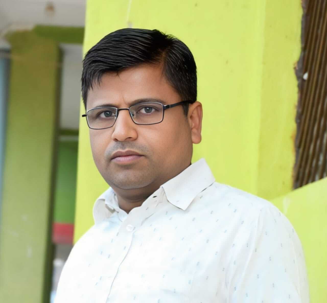 दिल्ली के मुख्यमंत्री पर कायराना हमला शर्मनाकः राजीव