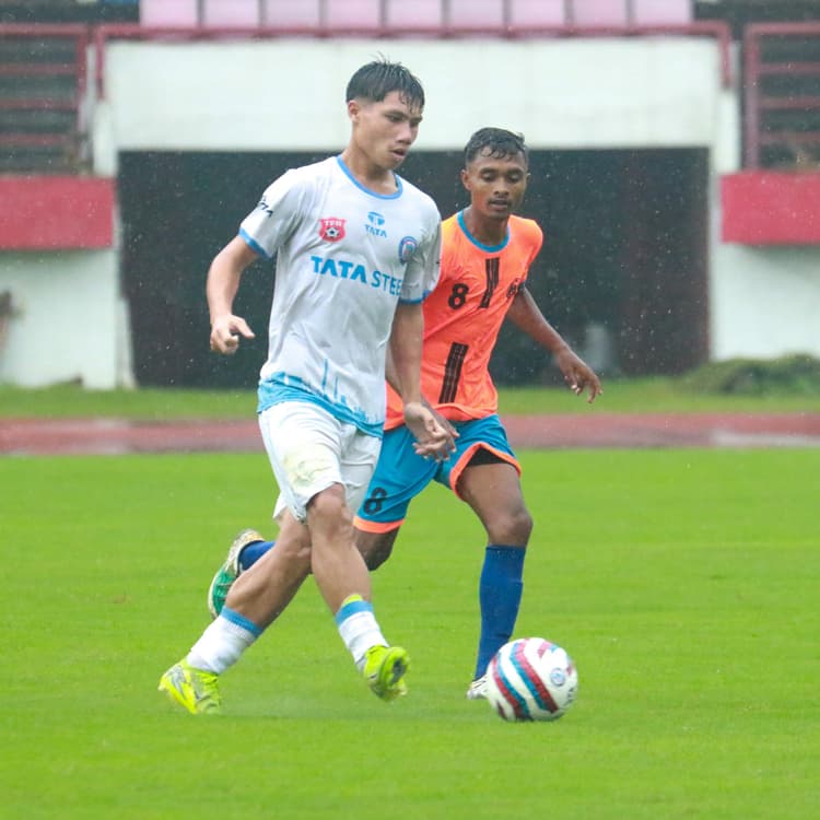 jsa premier divsion football league : जेएफसी रिजर्व व जेबीसी का मैच रहा गोल रहित ड्रॉ