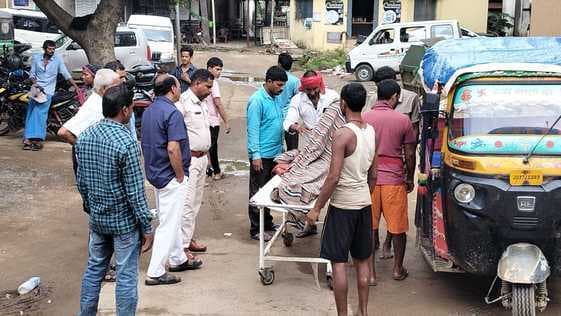 हरना नदी के चेक डैम में डूबने से वृद्ध पशुपालक की मौत, इलाके में शोक