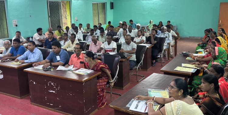 Bokaro News : विक्रेताओं को दिया गया स्मार्ट पीडीएस का प्रशिक्षण