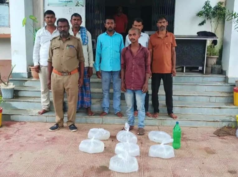 72 लीटर शराब के साथ छह तस्कर धराये