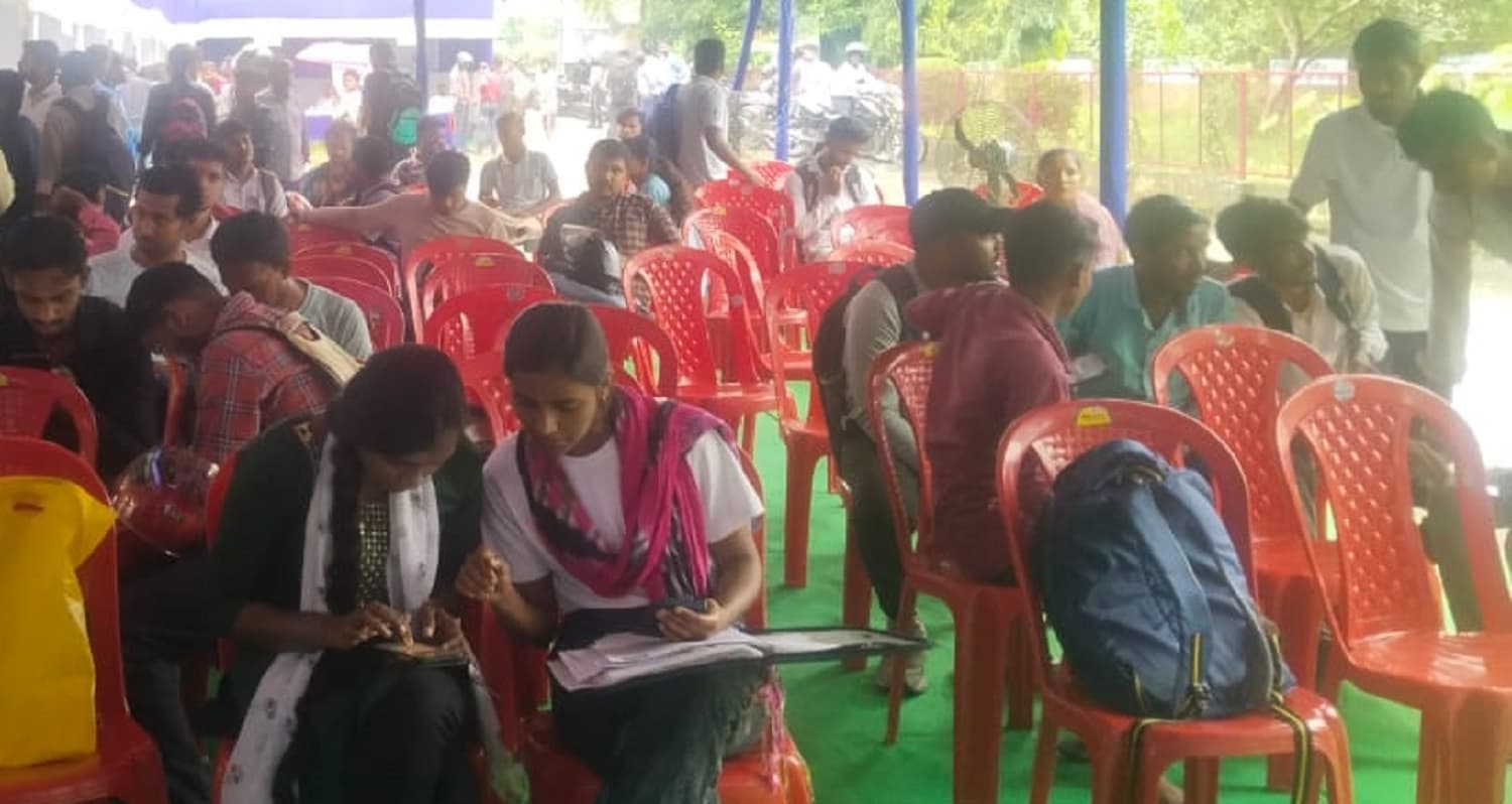 Bokaro News : रोजगार मेला में 117 अभ्यर्थी चयनित, 262 हुए शॉर्टलिस्टेड