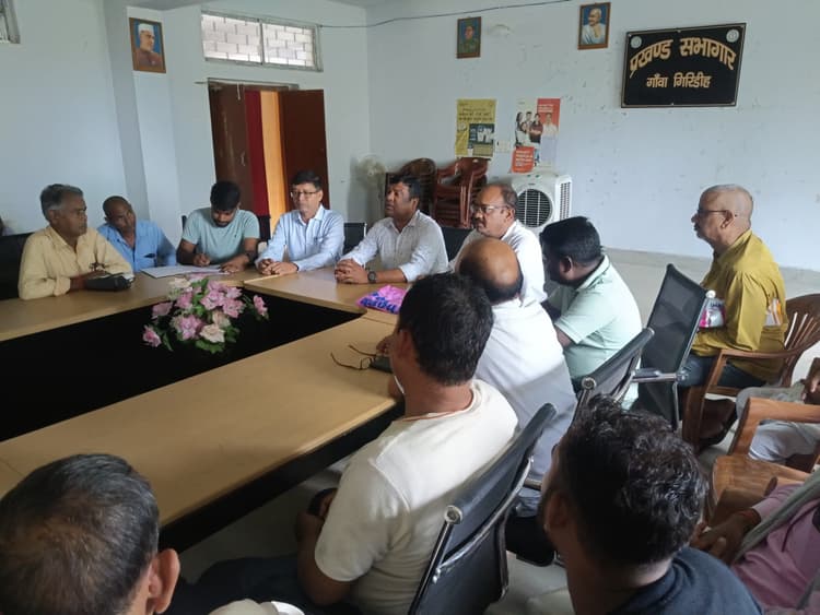 Giridih News :डीलरों को स्मार्ट पीडीएस का दिया गया प्रशिक्षण
