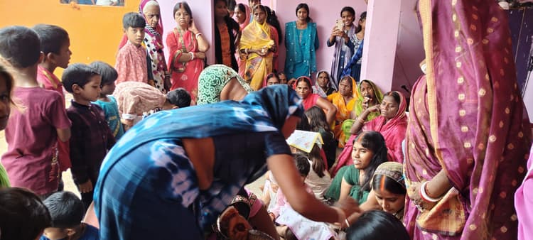 Giridih News :गावां में तीन दिवसीय शांति पाठ का समापन