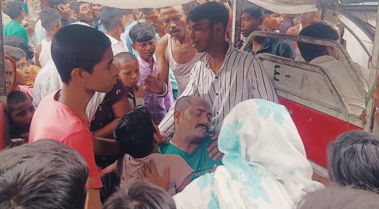 बाढ़ के जमे पानी से अधेड़ का शव बरामद, पुलिस जांच में जुटी