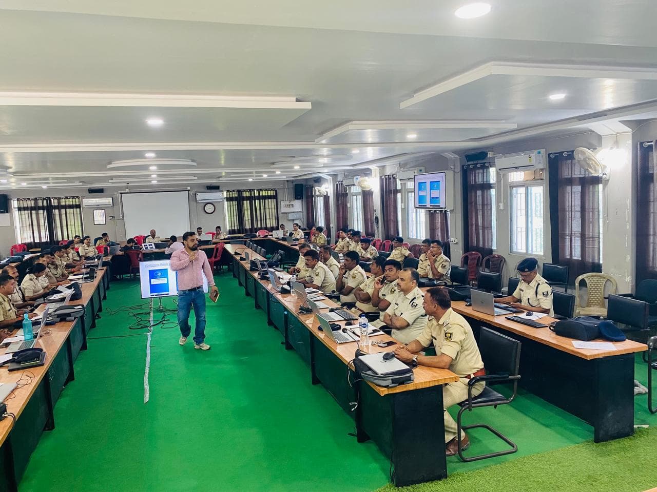 पीएम गति शक्ति को लेकर पुलिस पदाधिकारी को एक दिवसीय प्रशिक्षण का आयोजन