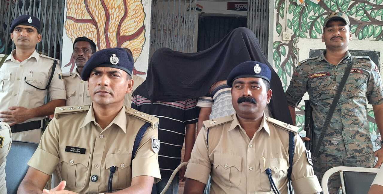 लूटकांड में संलिप्त दो अपराधी गिरफ्तार, भेजा जेल