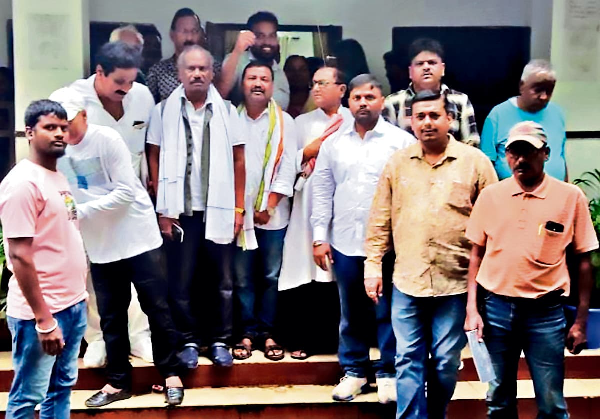 Chaibasa News : संगठन की मजबूती को सहयोग करने का संकल्प