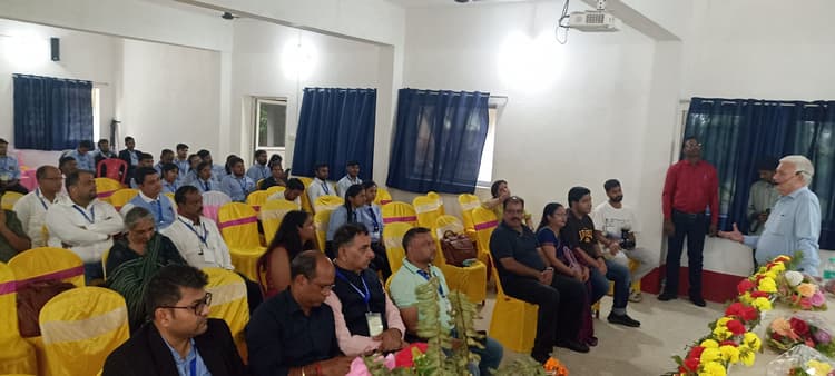 Giridih News :भारतीय संस्कृति अत्यंत समृद्ध व विश्वभर के लिए अनुकरणीय है