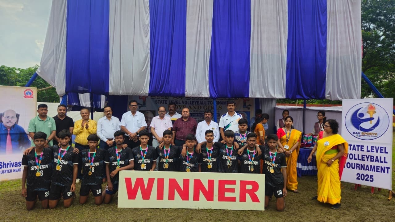 Dhanbad News: राजस्तरीय वॉलीबॉल में डीएवी कथारा ने मारी बाजी