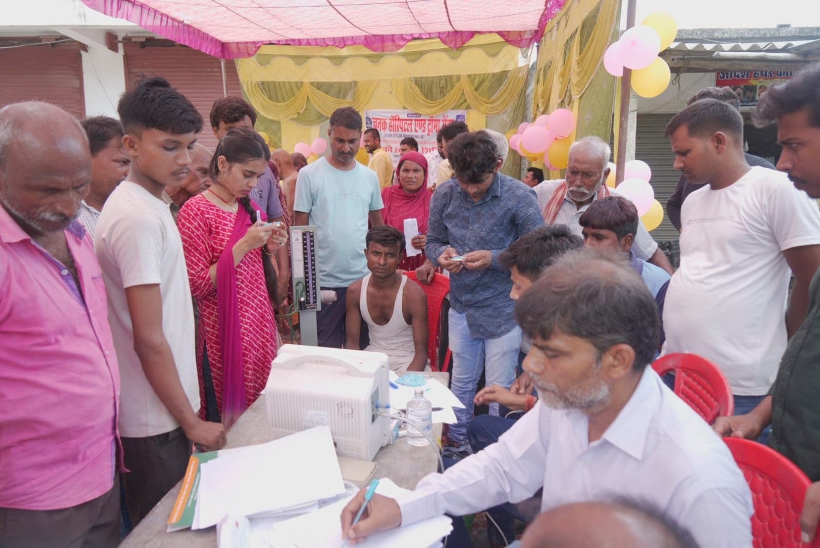 Motihari: महिलाओं में हीमोग्लोबिन कम मिला तो बुजुर्गों में बीपी एवं शुगर लेवल असामान्य