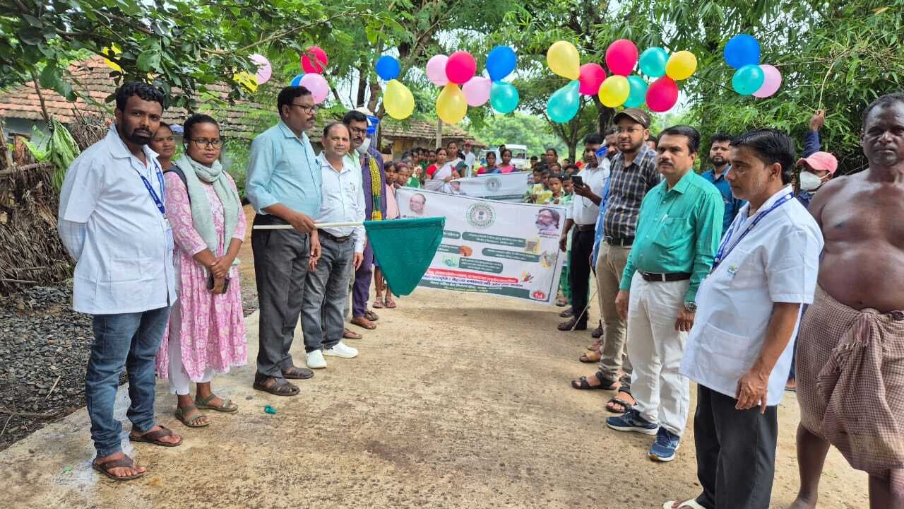 कालाजार उन्मूलन के लिए कीटनाशक दवा का छिड़काव शुरू