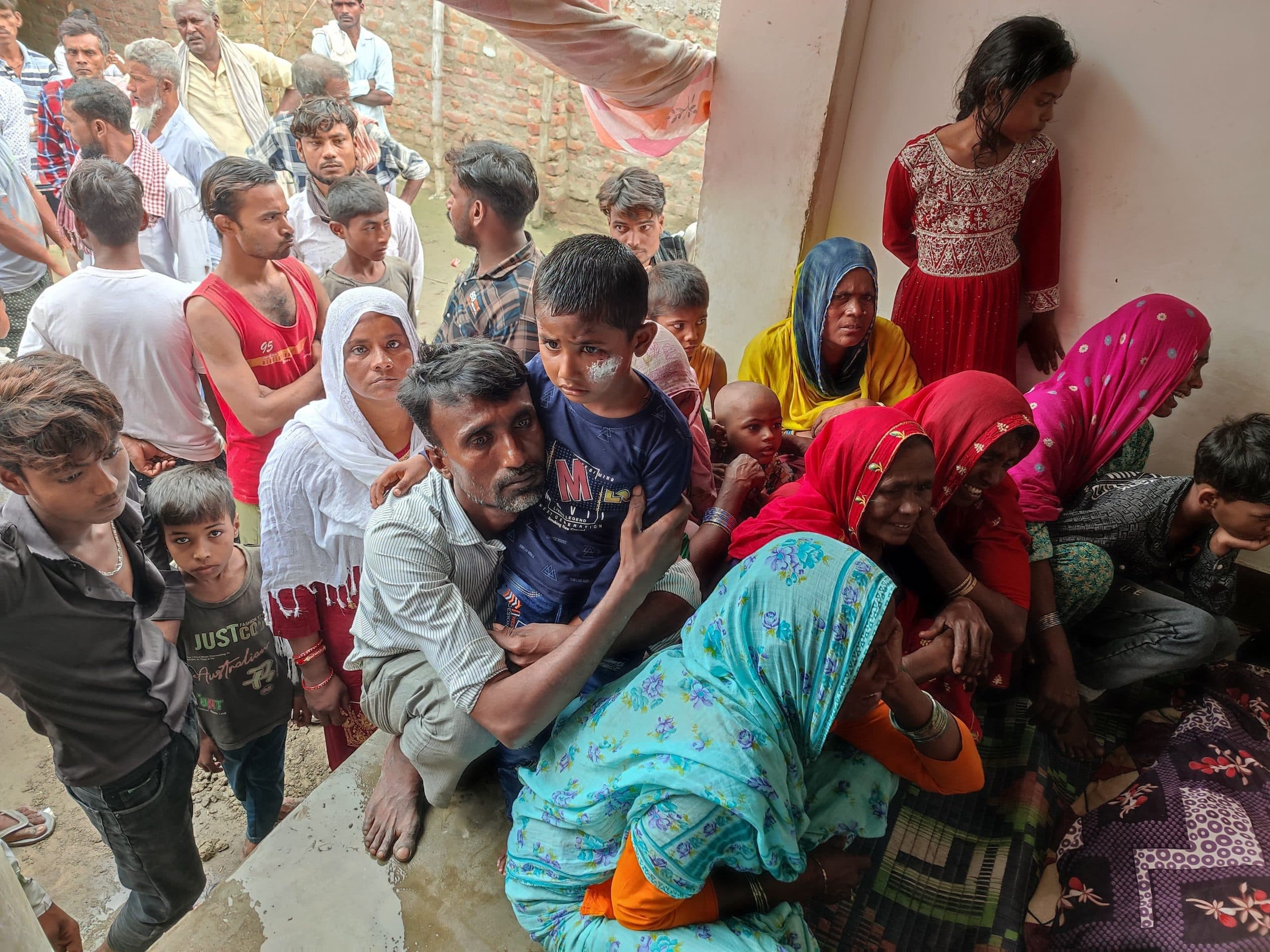 शव के घर पहुंचते ही मचा कोहराम