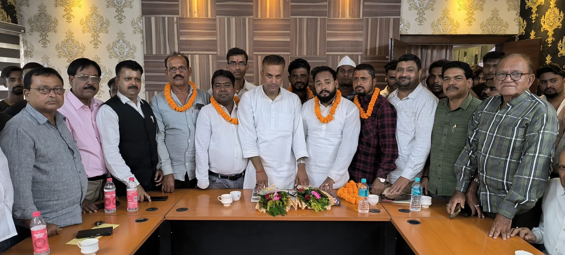 Giridih News :कांग्रेस गिरिडीह नगर व नगर पंचायत अध्यक्ष के नाम पर बनी सर्वसम्मति