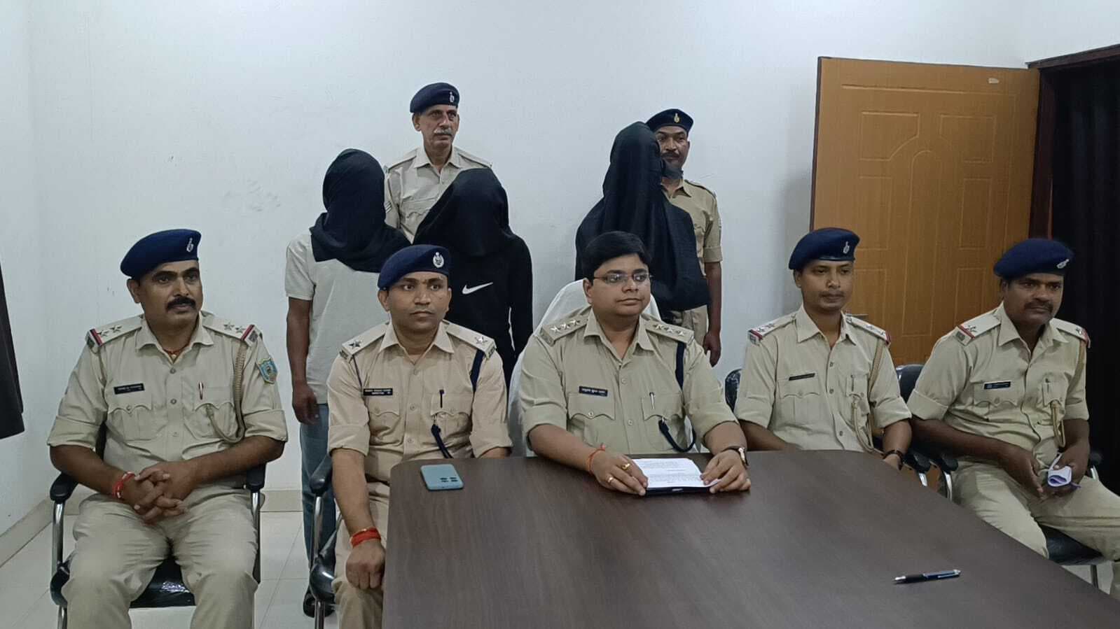 Dhanbad News: बाइक चोरी का उद्भेदन, तीन भेजे गये जेल