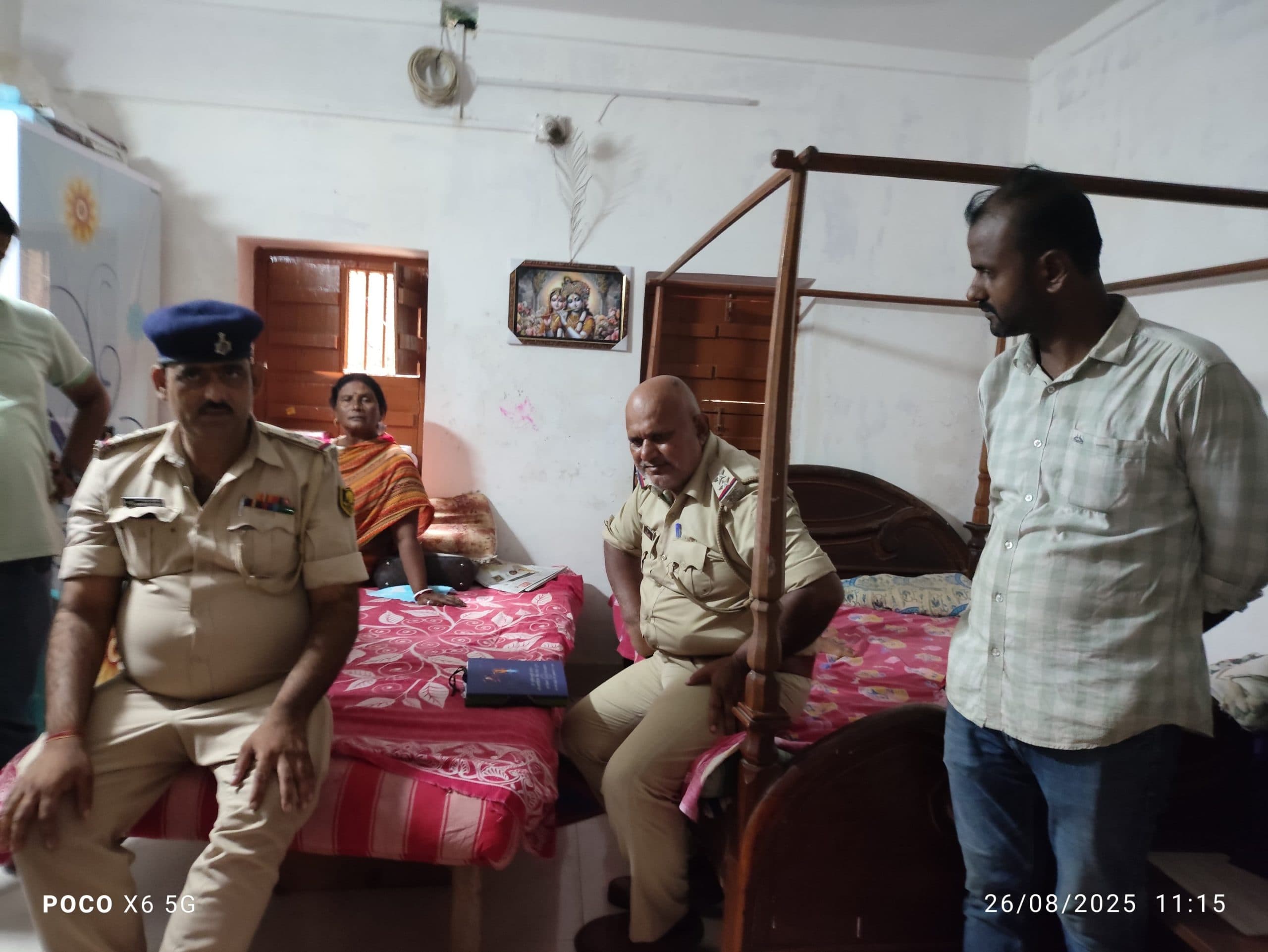 15 लाख के जेवरात व 60 हजार नकदी की चोरी, तीज मनाने मायके आयी थी महिला