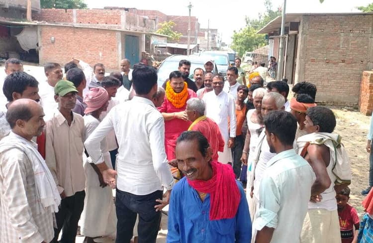 वोटर अधिकार यात्रा की सफलता के लिए किया प्रचार-प्रसार