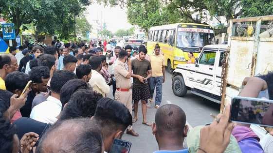 सड़क हादसे में गोड्डा की आदिवासी महिला की दर्दनाक मौत