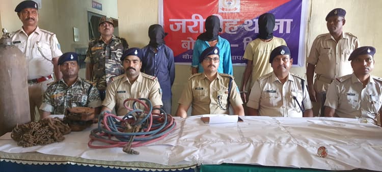 Bokaro News : बिजली पोल चोरी में तीन पकड़ाये, भेजे गये जेल