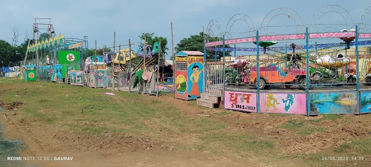 Giridih News: बगोदर में तीन दशक से हो रहा है गणेश महोत्सव, दूर-दूर से आते हैं लोग