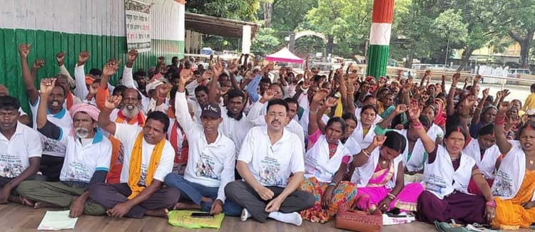 Giridih News: किजपा ने रैयतों को किया जमीन सत्यापन को लेकर जागरूक