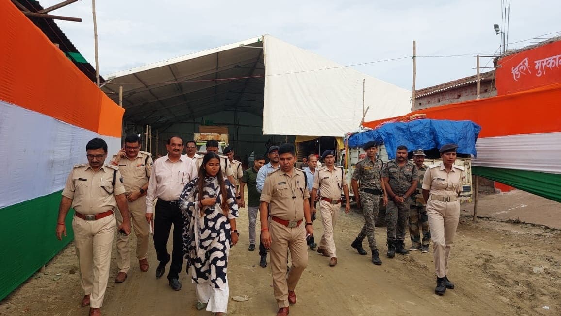 Motihari: ढाका में सुबह से शाम तक भारी वाहनों का प्रवेश वर्जित