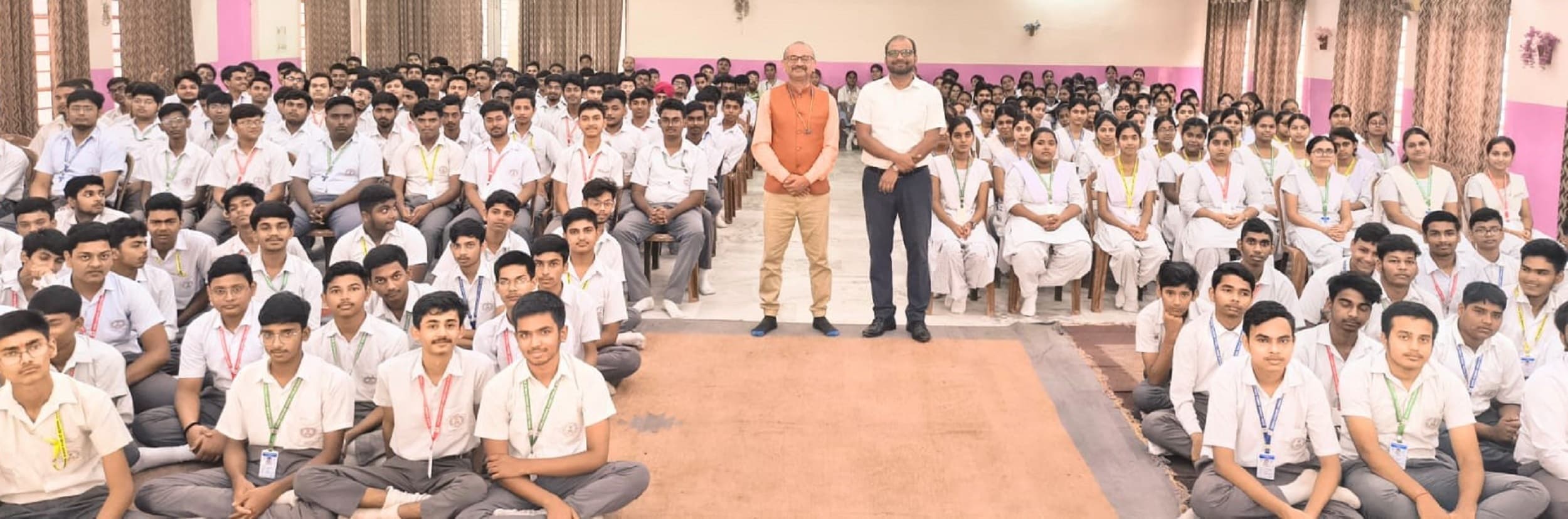 Bokaro News : सफलता केवल बुद्धिमत्ता से नहीं, सीखने की इच्छाशक्ति से भी मिलती है : प्रसून