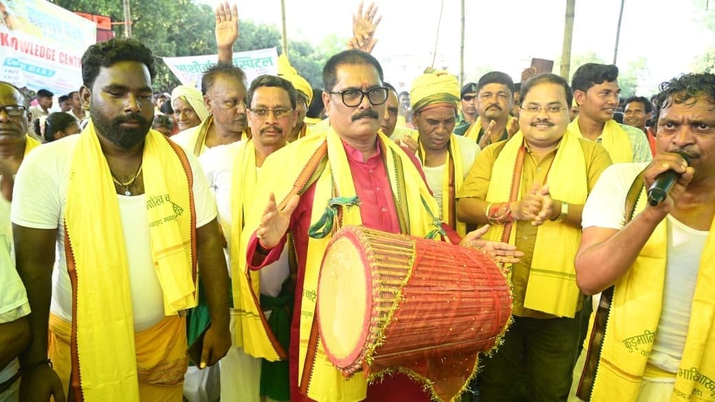 Bokaro News : करम परब हमारी संस्कृति का अभिन्न हिस्सा : योगेंद्र पसाद