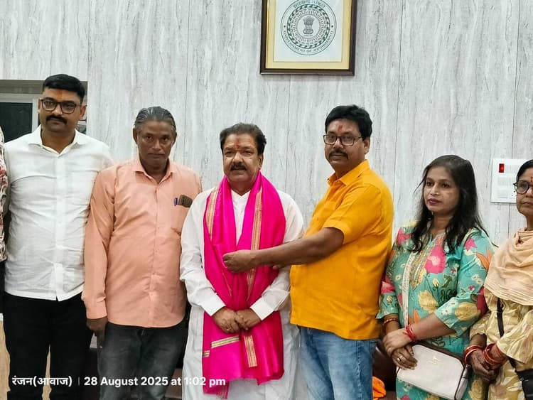 बिहार की जनता ने विपक्ष के वोटर अधिकार यात्रा की निकाल दी है हवा : दिलीप