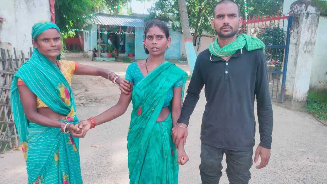 महिला को ससुर व देवर ने पीटा, शिकायत