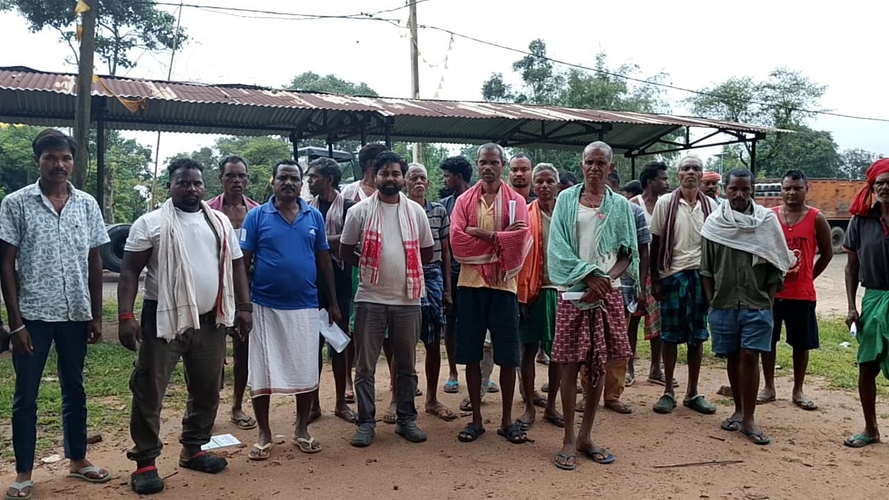 जिप अध्यक्ष ने सुनीं ग्रामीणों की समस्याएं